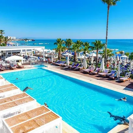 Silver Sands 3*