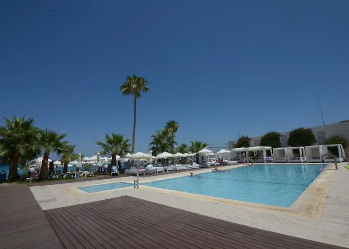 Silver Sands Hotel 3*