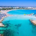 Silver Sands 3*