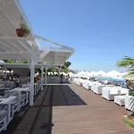 Hotel Silver Sands