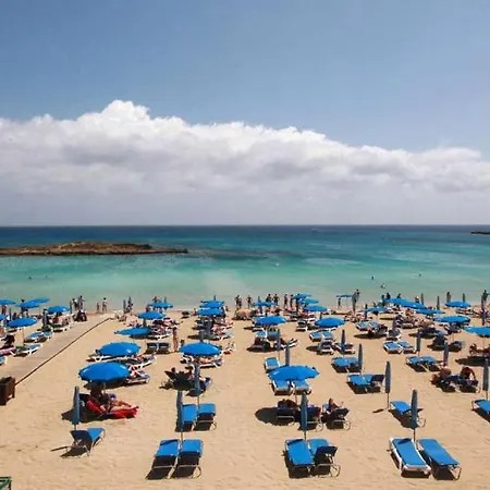 Silver Sands Beach Szálloda Protarász