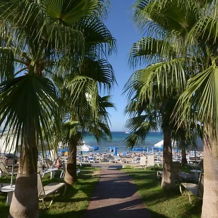 Silver Sands Hotel