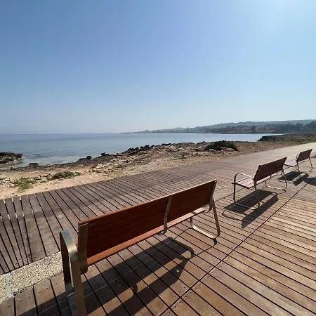Silver Sands מלון פרוטאראס