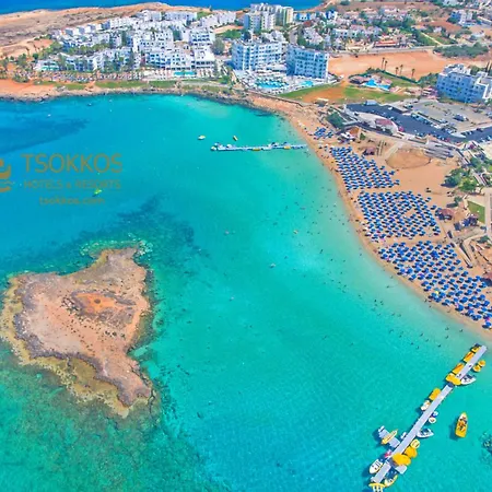 فندق Silver Sands