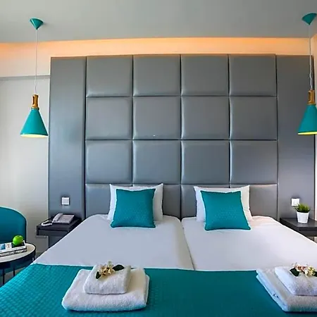 Silver Sands 3*