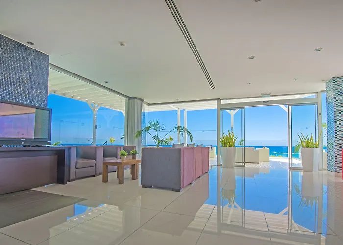 Silver Sands فندق بروتاراس