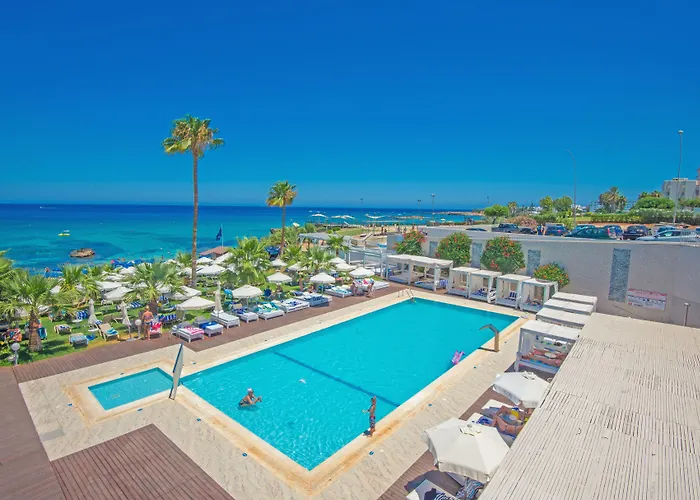 Silver Sands فندق