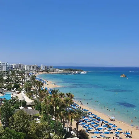 Silver Sands 3*